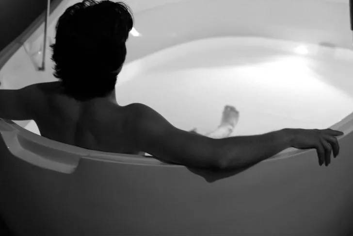 Float tank