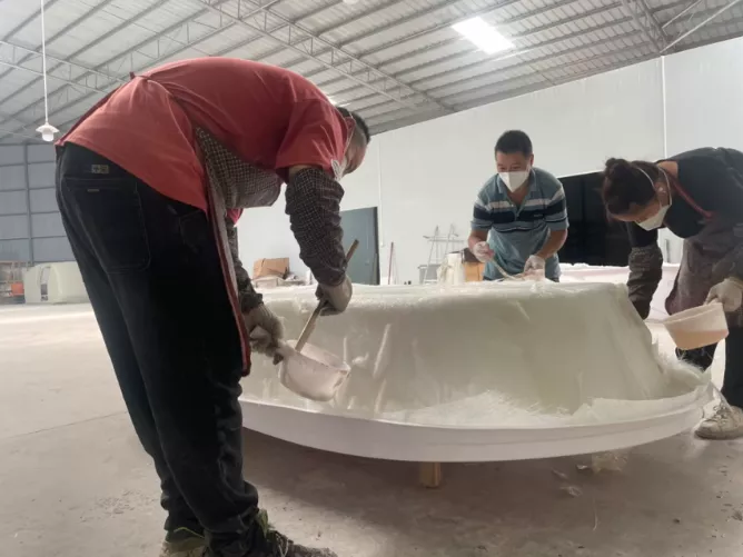 Yuncong manufactures float tanks and pods for use at home and commercial settings. The manufacturing facility is located in Foshan, China.